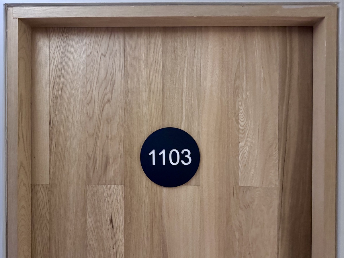 3 de 15: Puerta de madera