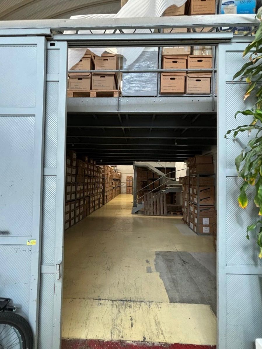 4 of 21: Acceso a nave