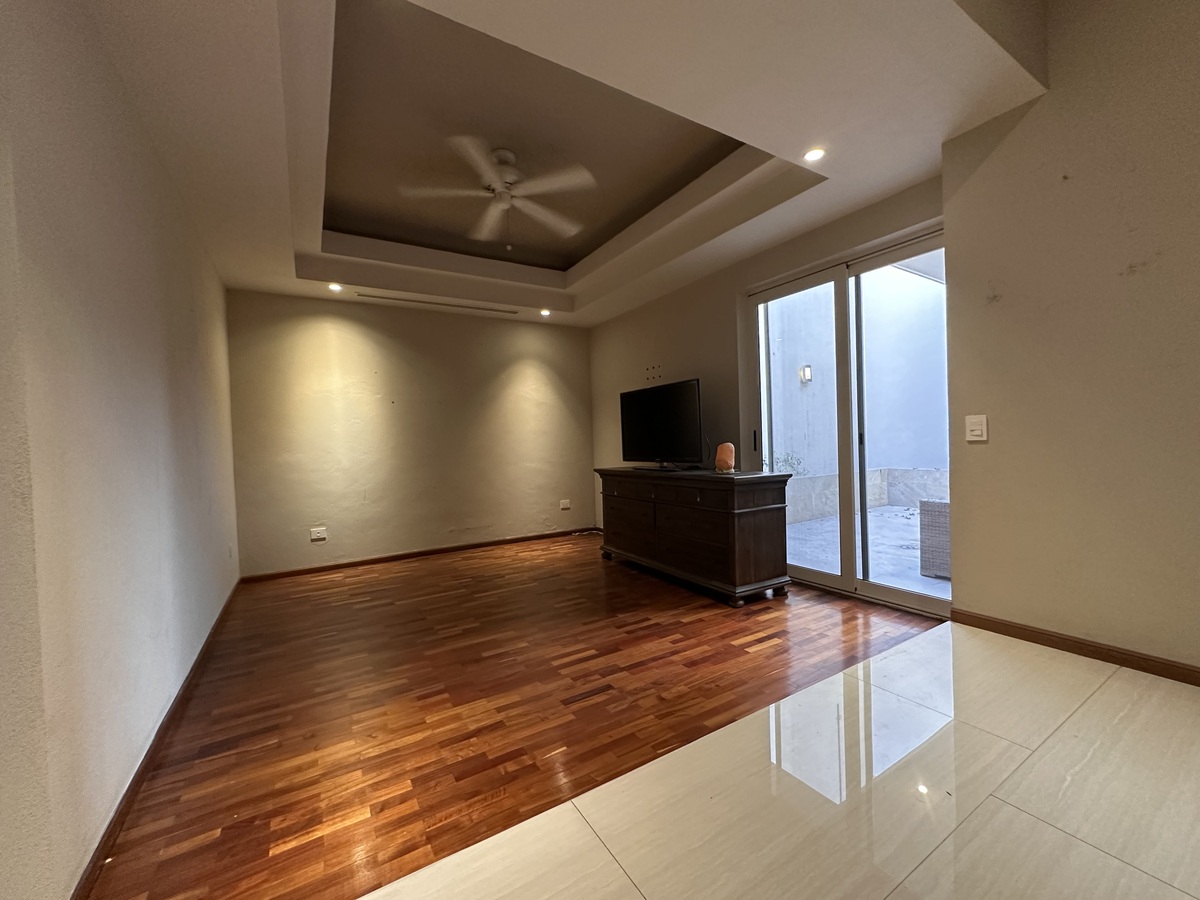 8 de 14: Sala Familiar