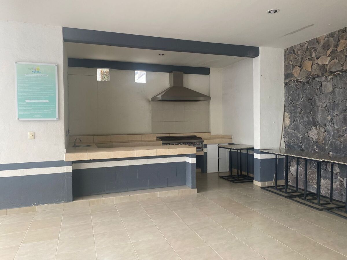 DEPARTAMENTO EN RENTA AMUEBLADO PLANTA BAJA