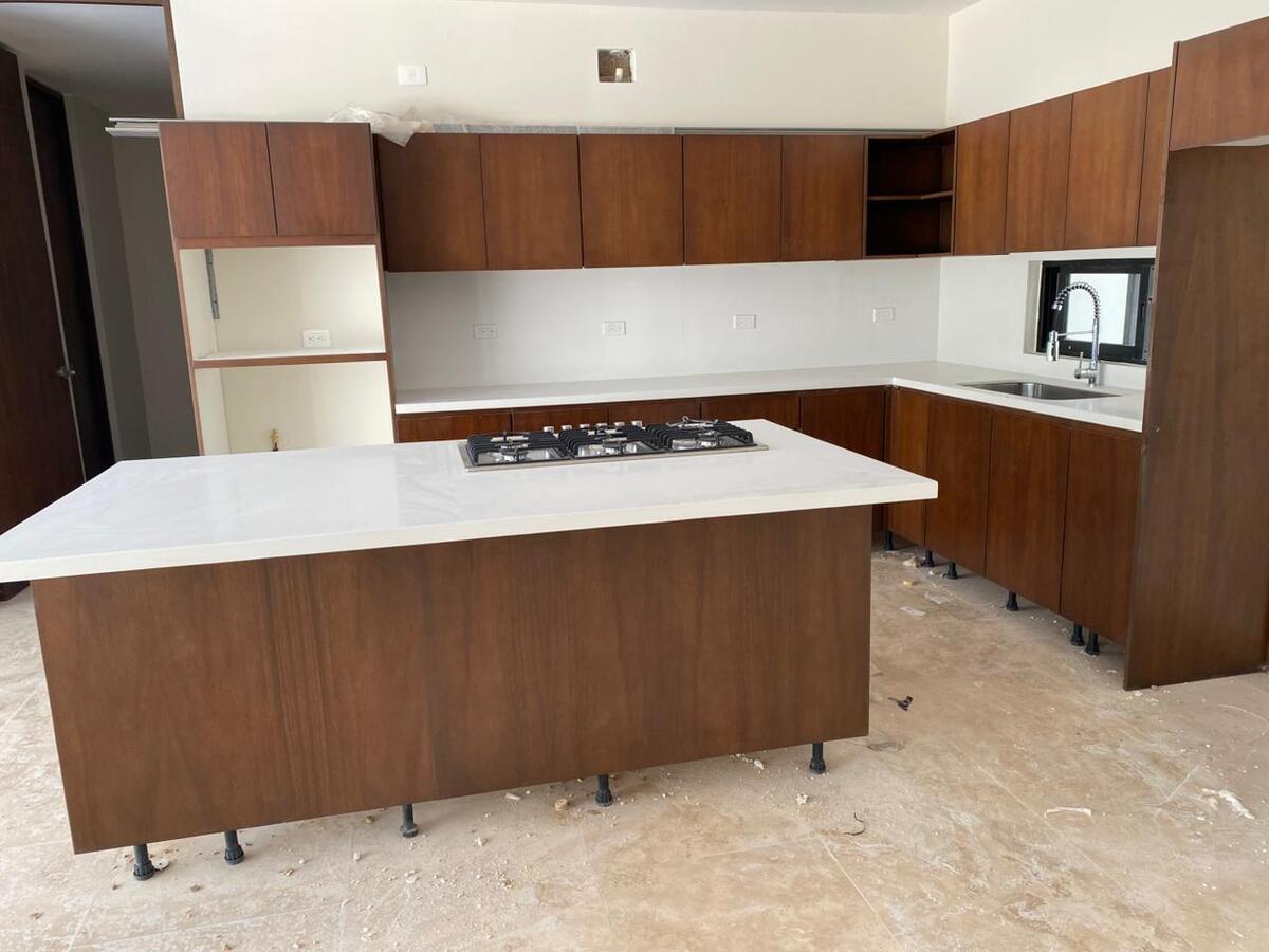 4 of 33: CASA EN VENTA MERIDA NORTE