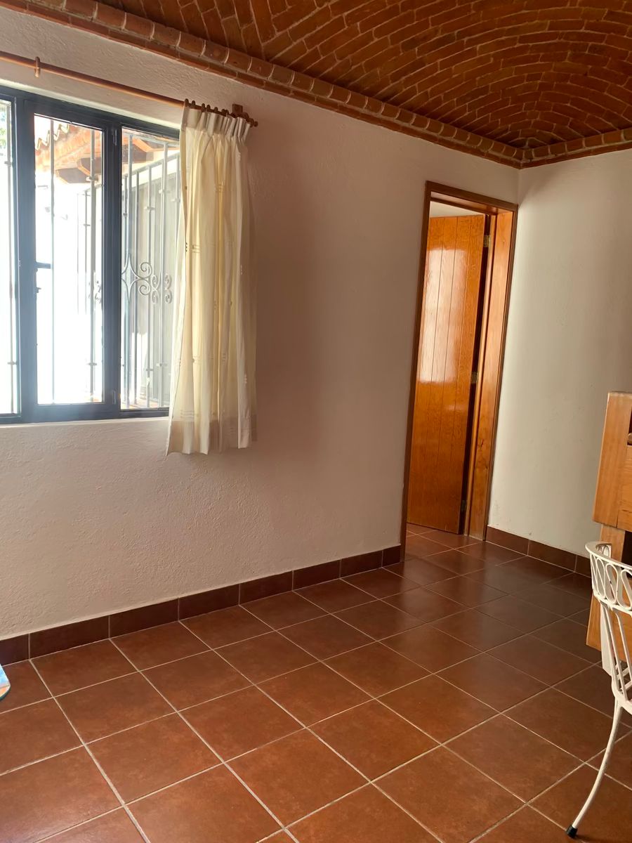 36 of 40: Hab 2 casa 2