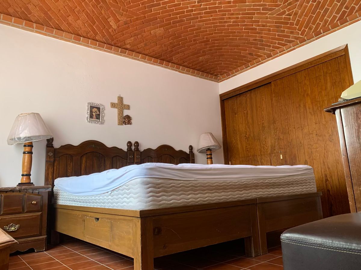 18 de 36: Habitación Ppal casa 1