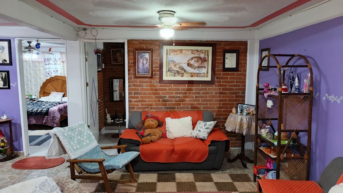 4 of 18