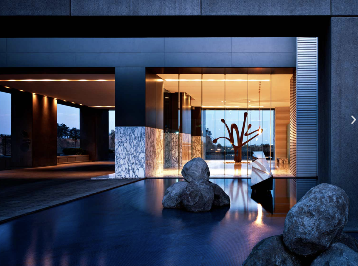 2 of 22: MOTOR LOBBY