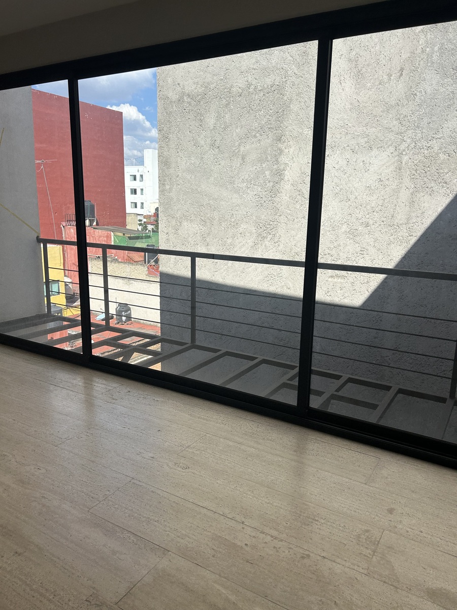 4 de 33
