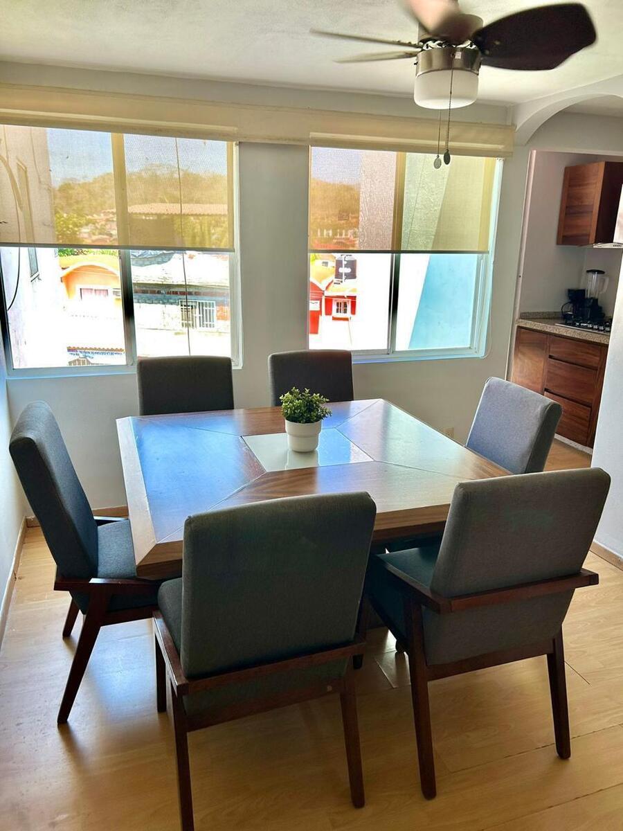 1 de 8: Comedor