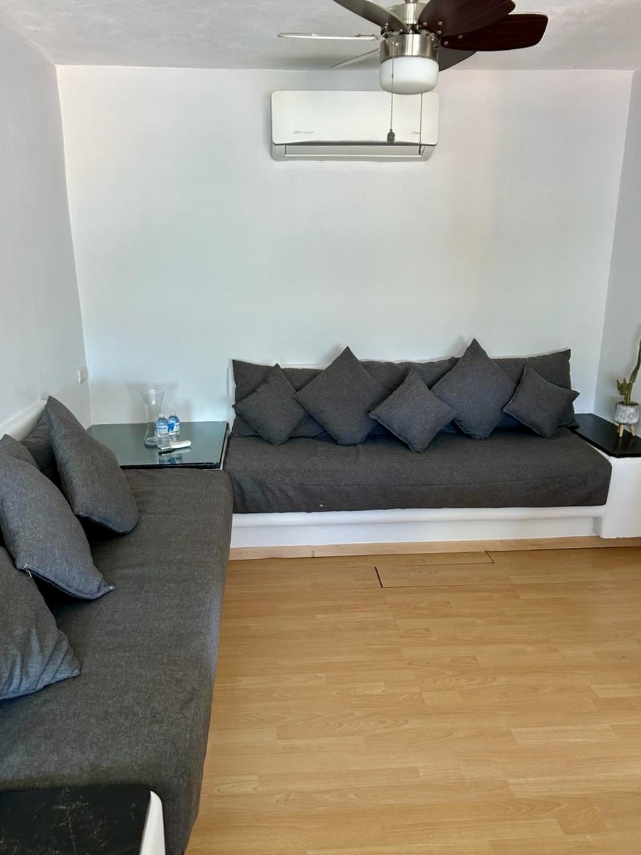 3 de 8: Sala