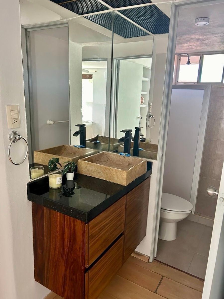 8 de 8: Baño completo