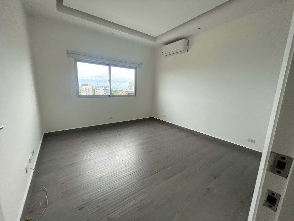 Apartment in Mirador Sur, Santo Domingo Centro (Distrito Nacional), photo 14 of 18