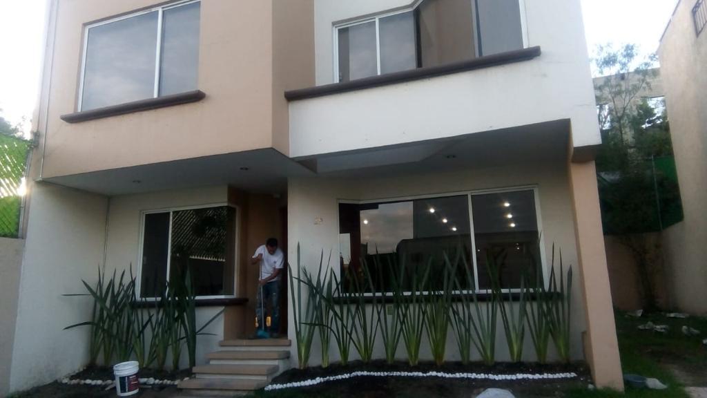 4 de 33