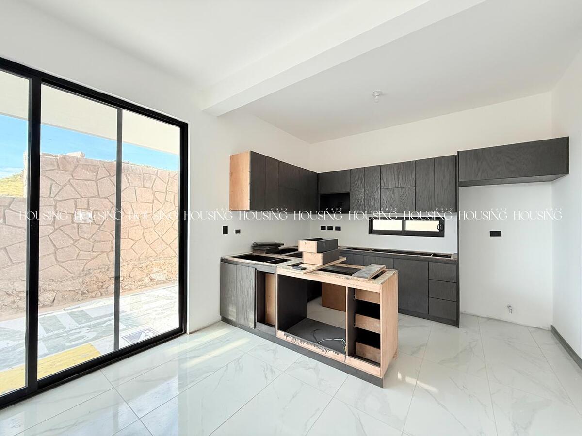 5 of 16: Cocina