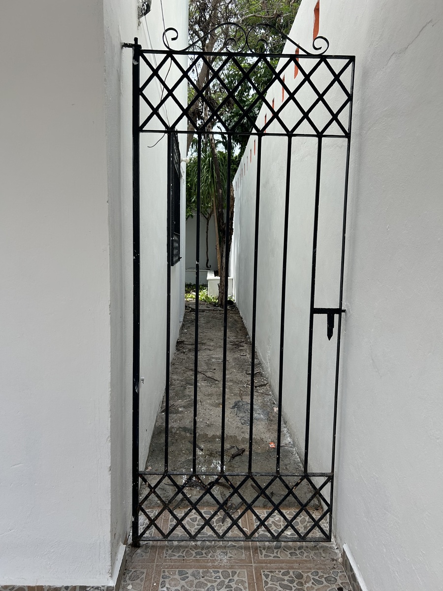4 de 33