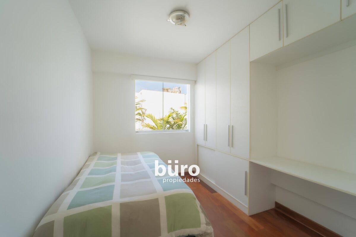 7 de 16: Dormitorio Secundario 1