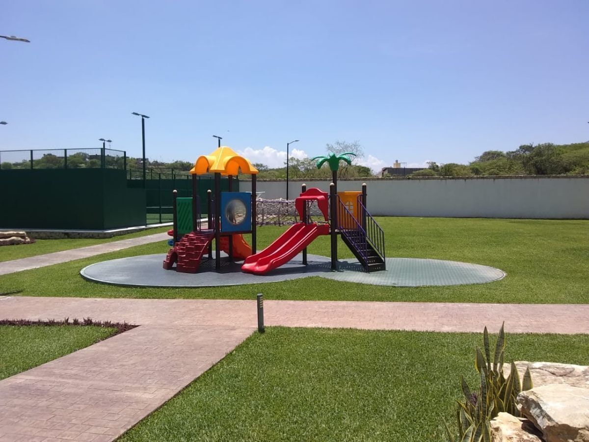 ¡¡TERRENOS EN VENTA EN ZONA EXCLUSIVA DE LA CIUDAD!! - foto 2