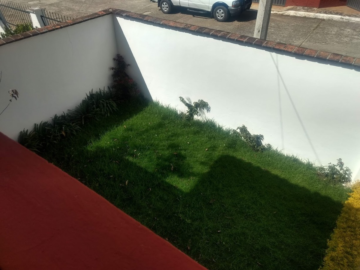 4 de 12