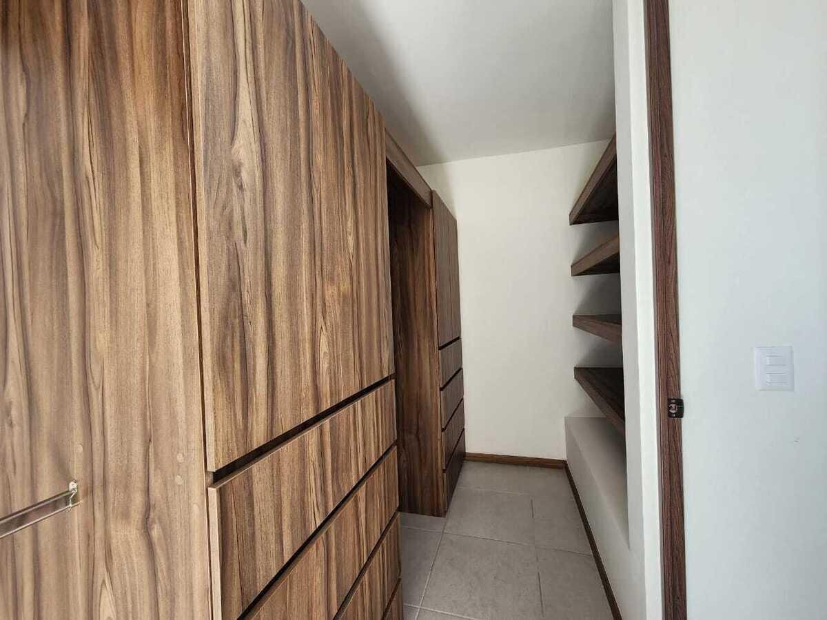 4 of 5: CASA ZIBATA QUERETARO FACHADA RECAMARA
