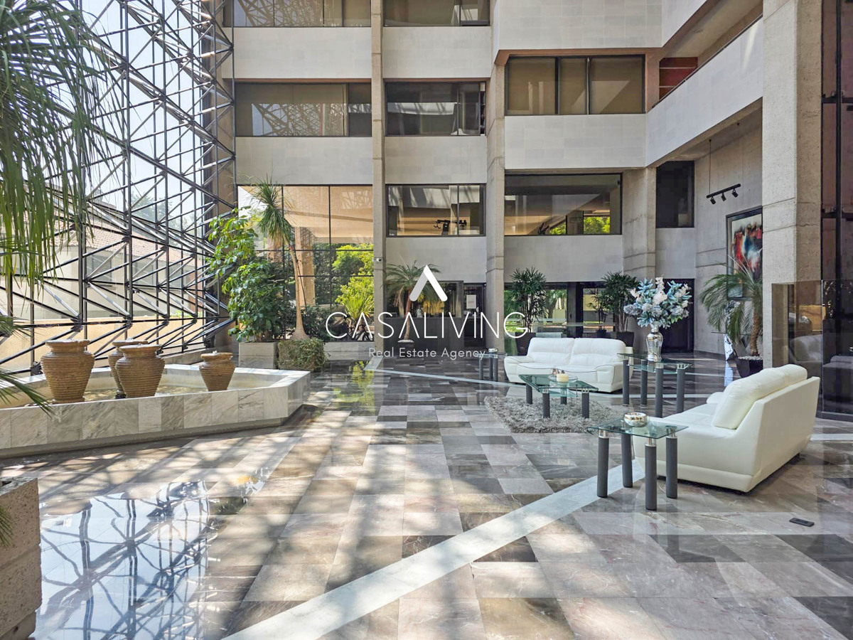1 of 19: Lobby