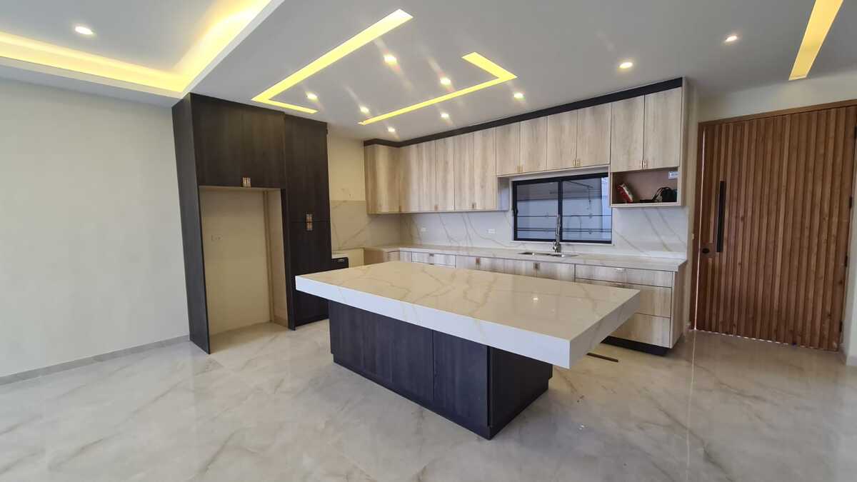 5 of 43: Cocina
