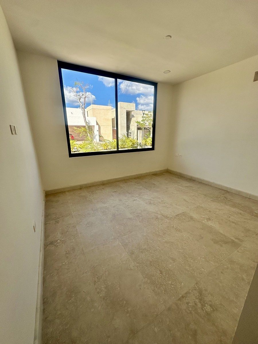 15 of 43: Recámara PB