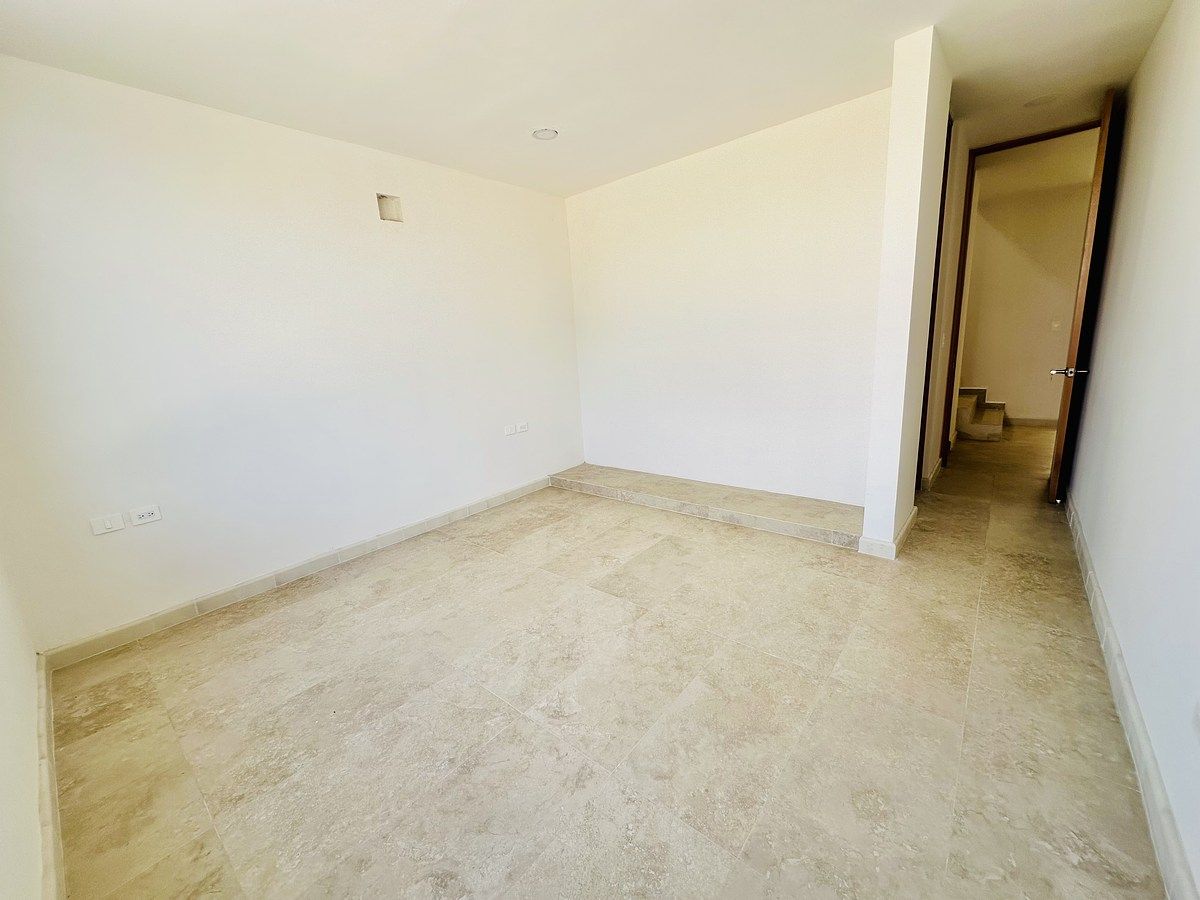 16 of 43: Recámara PB