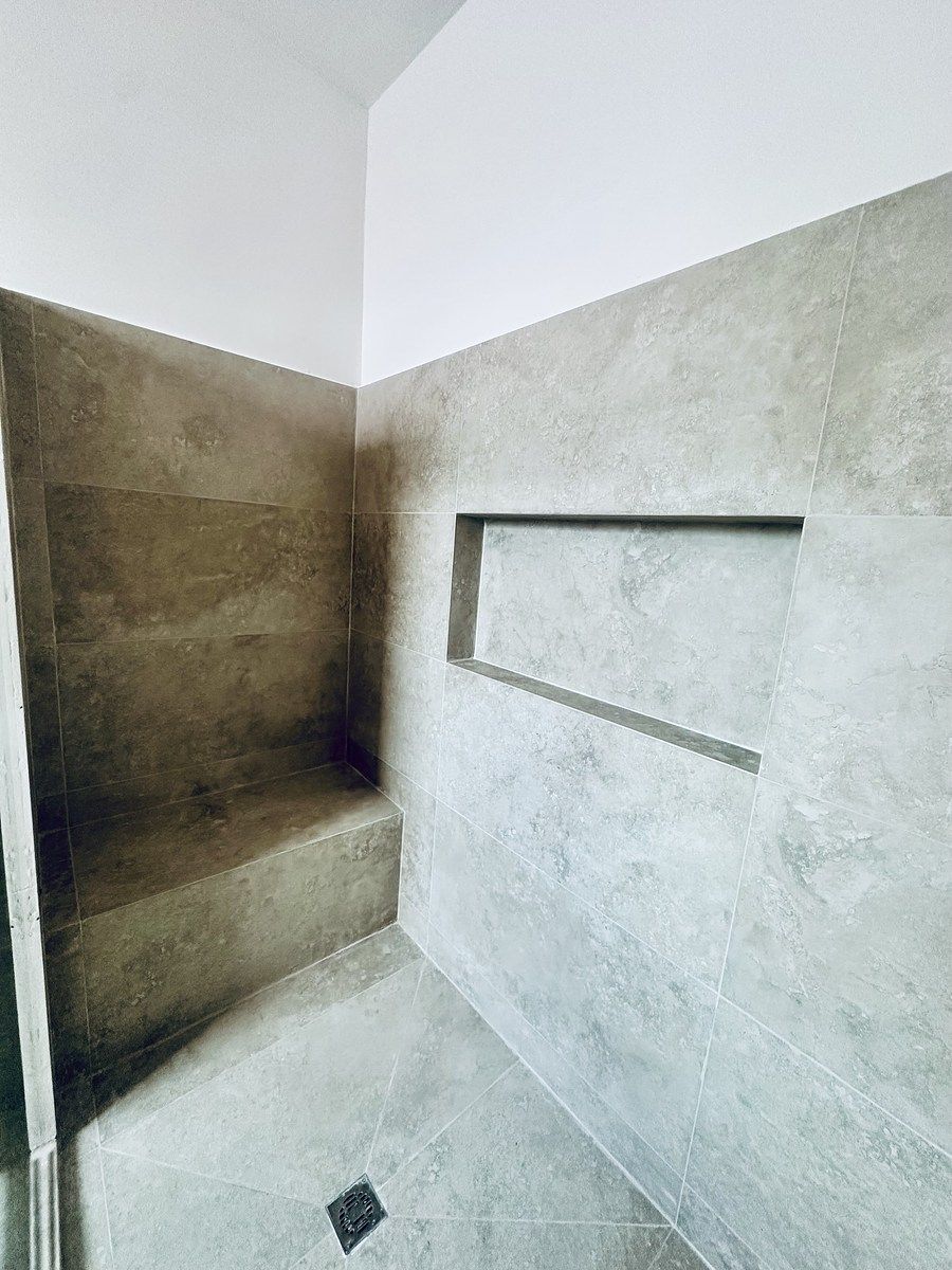 28 of 43: Regadera Principal