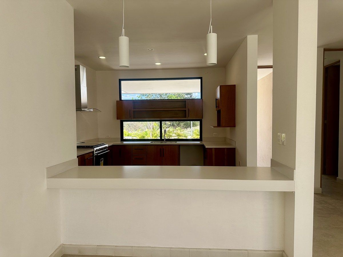 7 of 43: Barra cocina