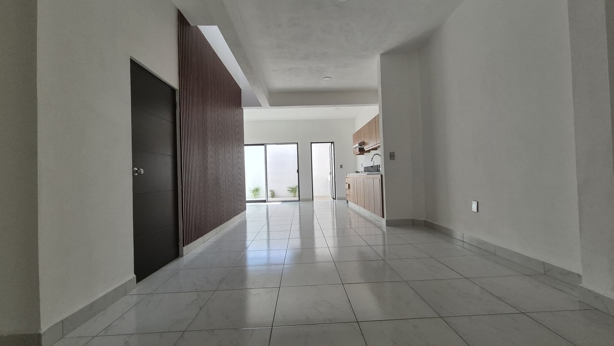 4 de 19: Sala / Comedor
