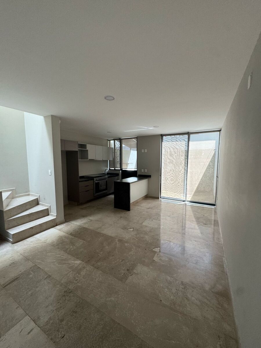 9 de 18: SALA-COMEDOR