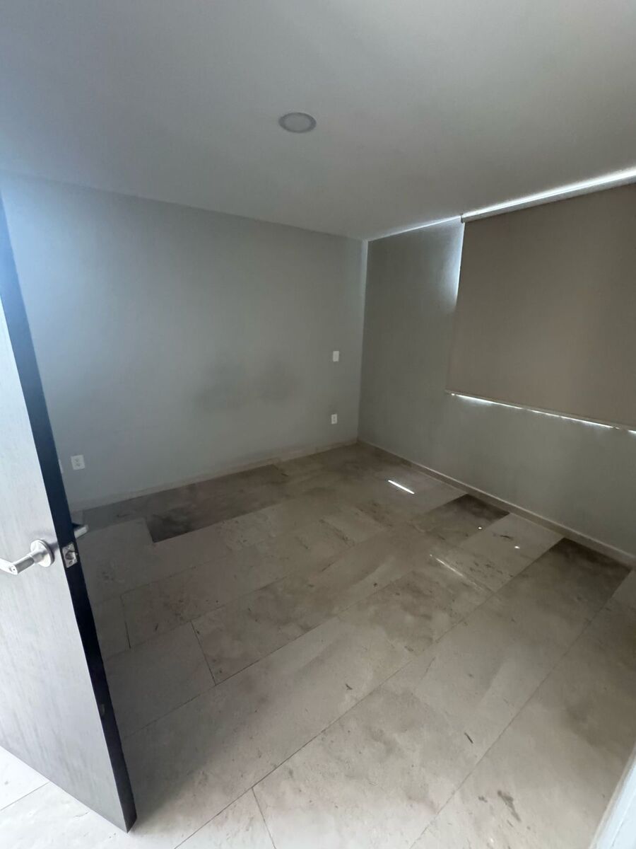 16 de 18: CORTINAS BLACK OUT