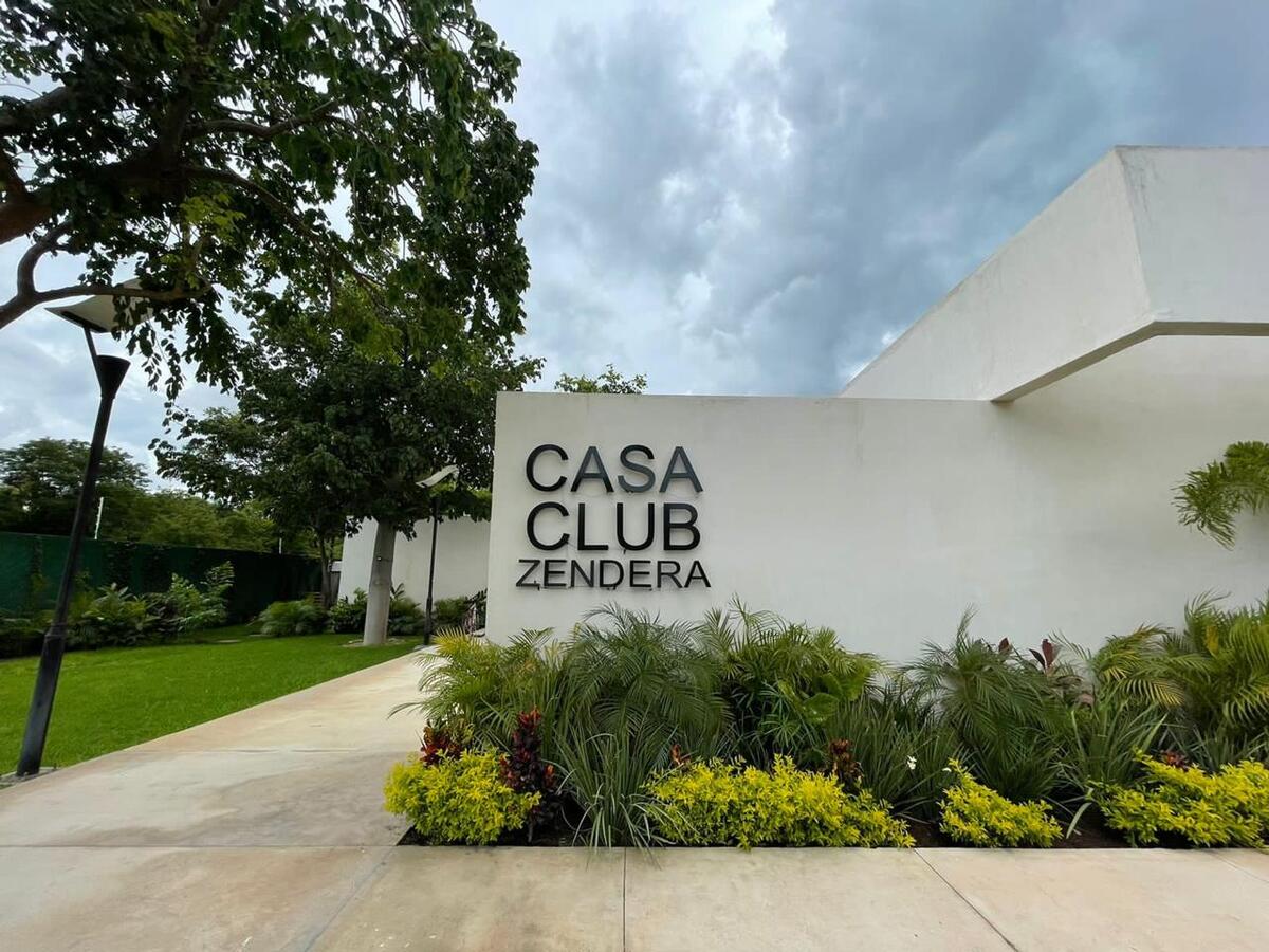 3 de 31: Casa Club