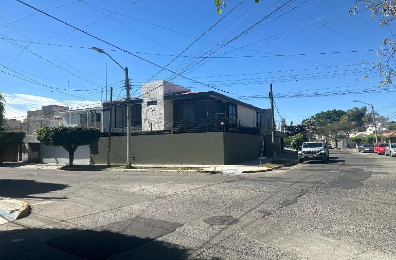 8 de 18