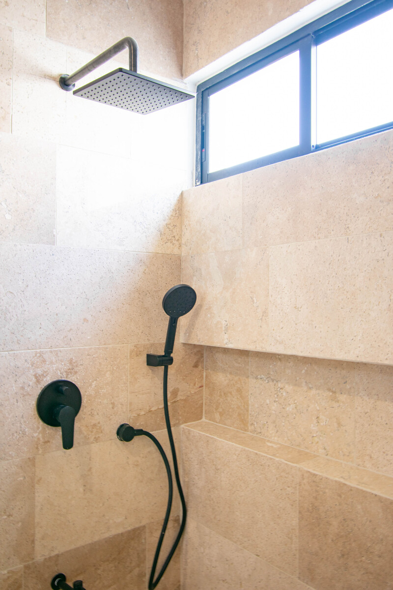 8 de 16: Baño Habitación Principal