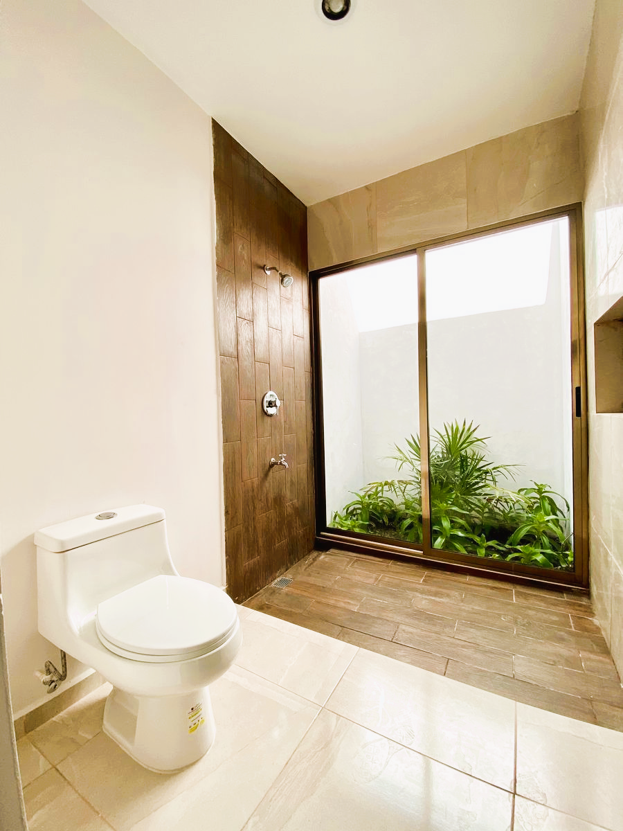 13 de 16: Baño Tercera Habitación