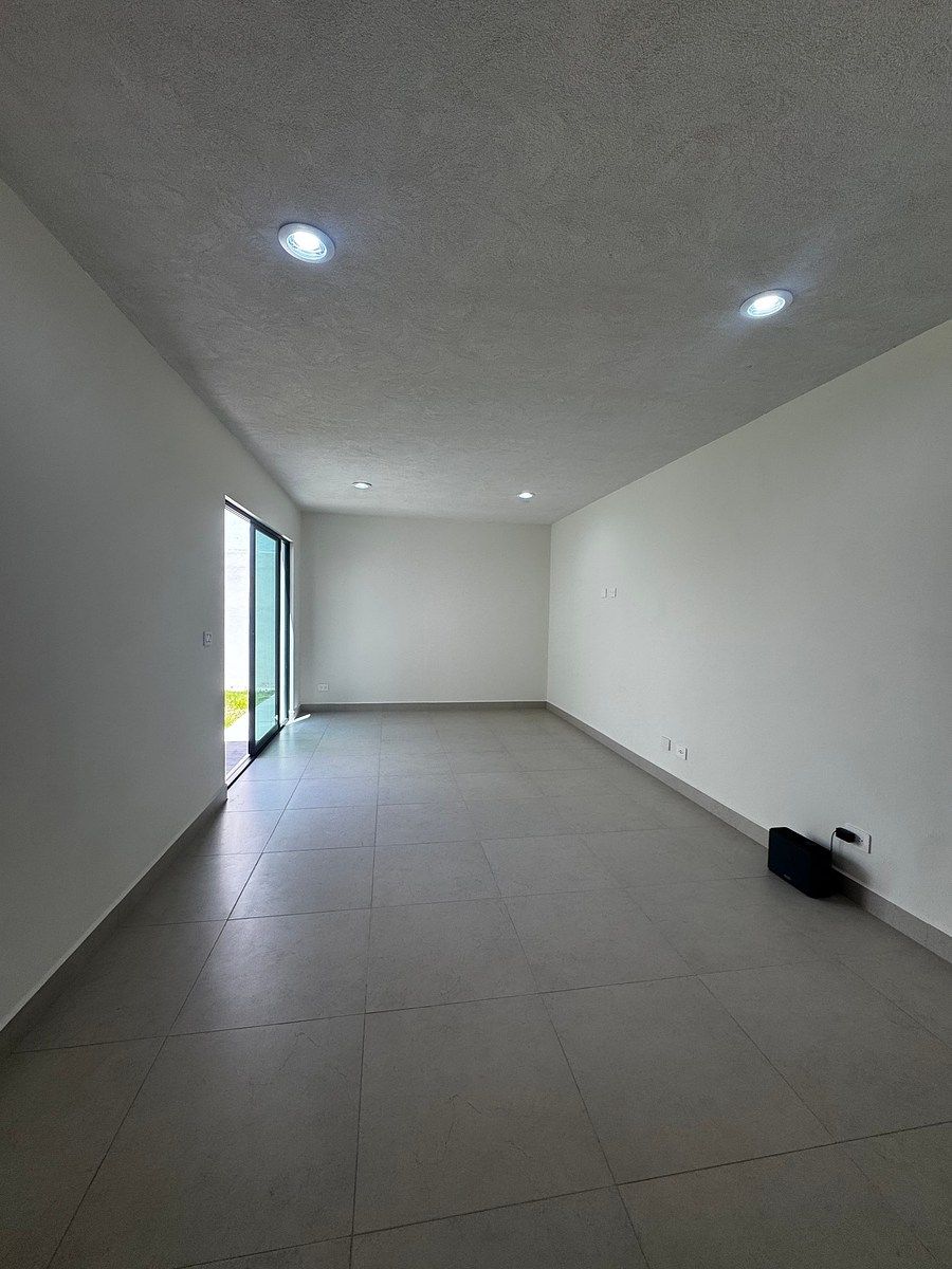 House in La Vista Residencial, Querétaro, photo 2 of 16
