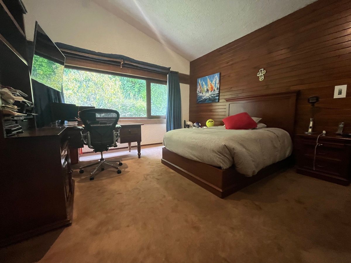 14 de 17: Recámara 2 con baño y vestidor