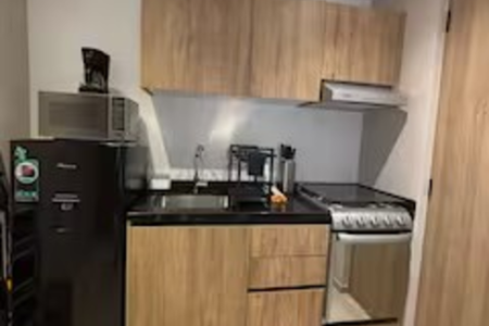 EB-UM1502