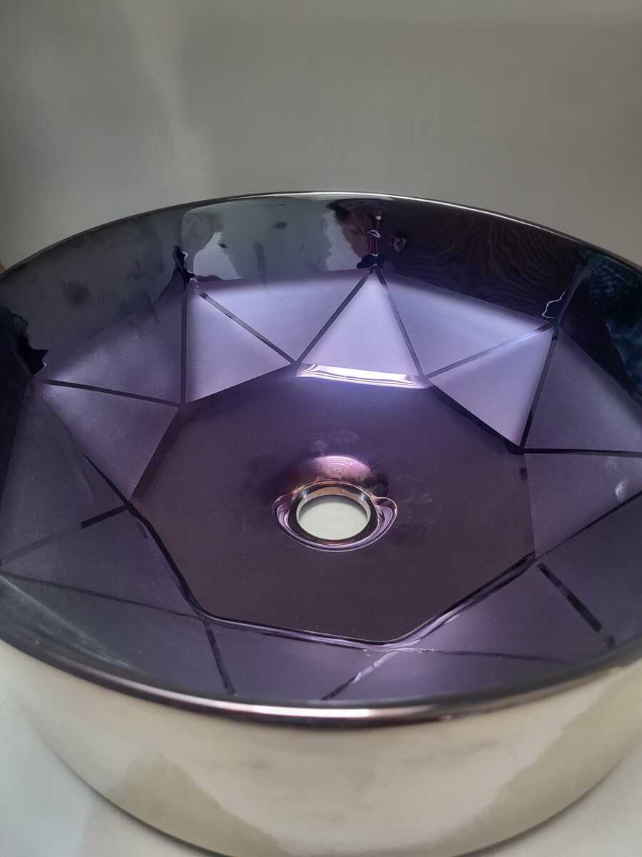 2 of 15: Ovalin Baño Visitas