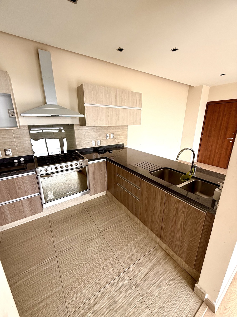 3 de 48: Cocina