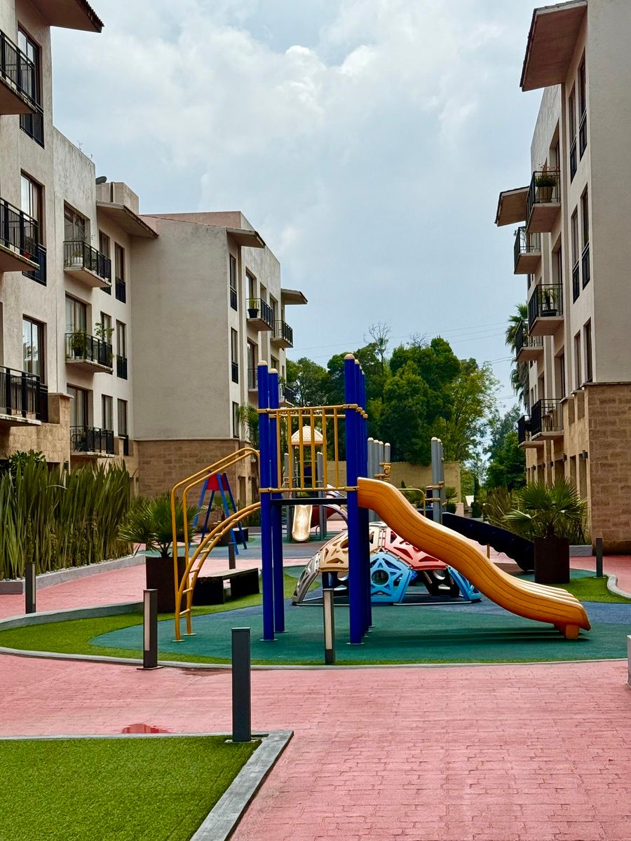 21 de 48: Juegos infantiles