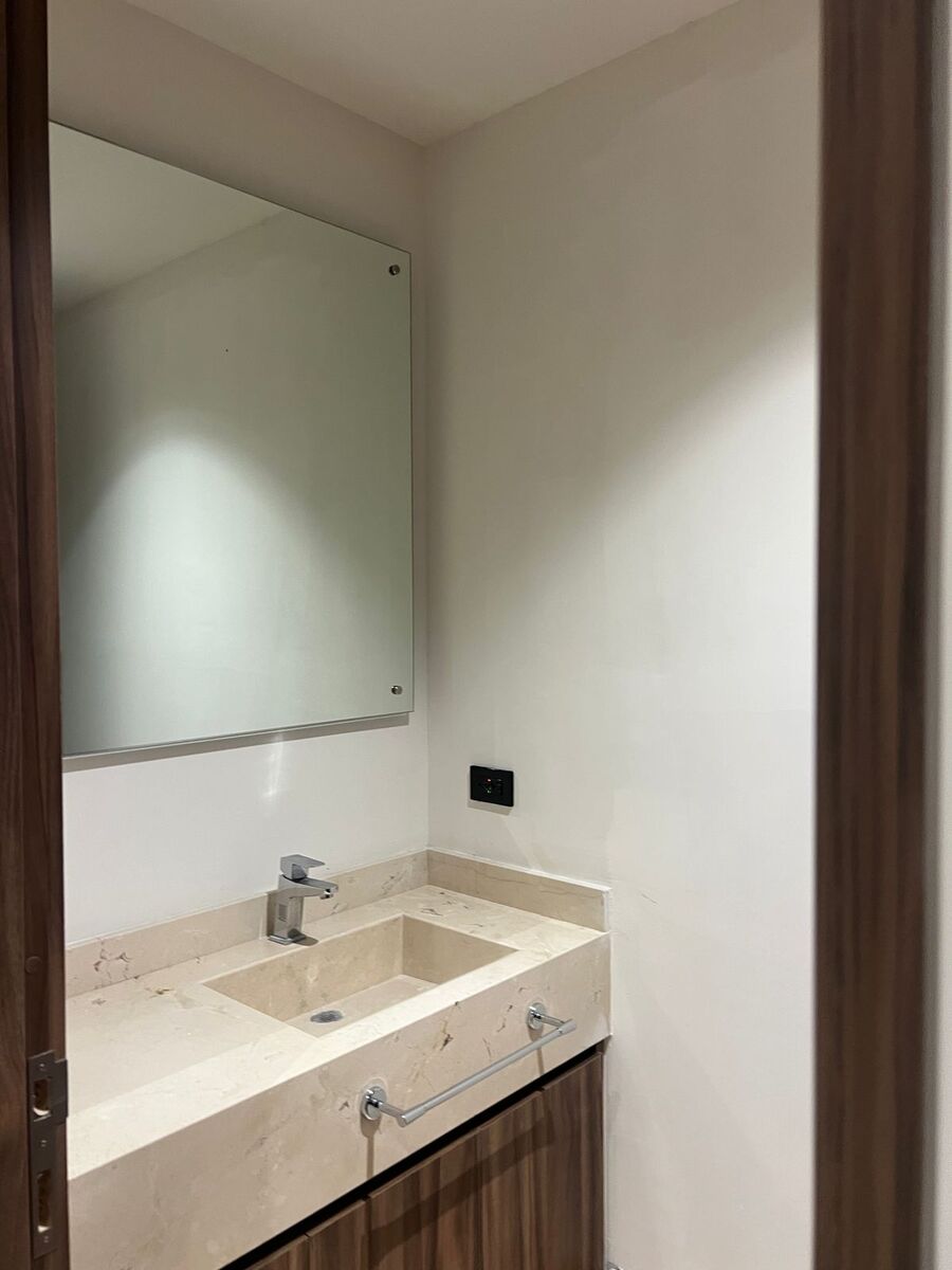 9 de 13: medio baño