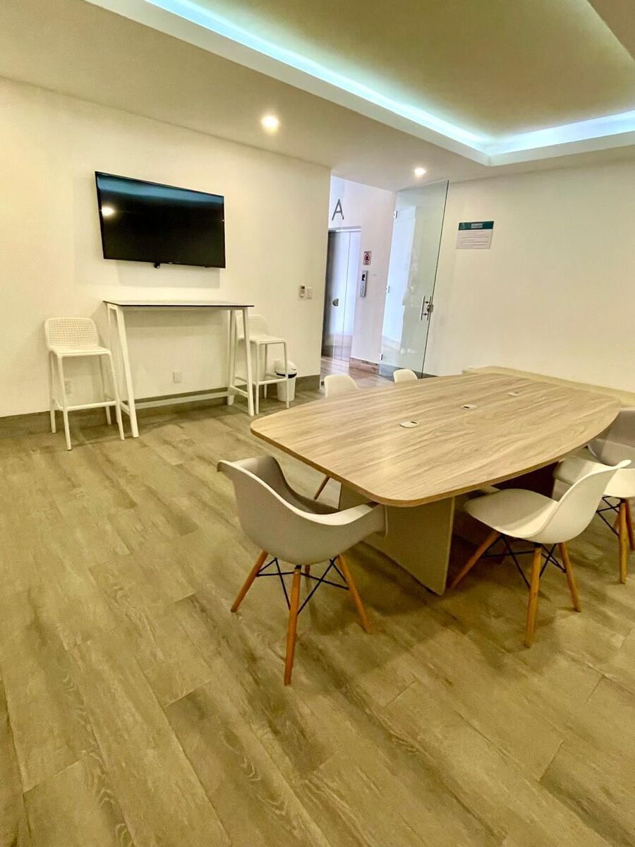 28 de 30: sala de juntas