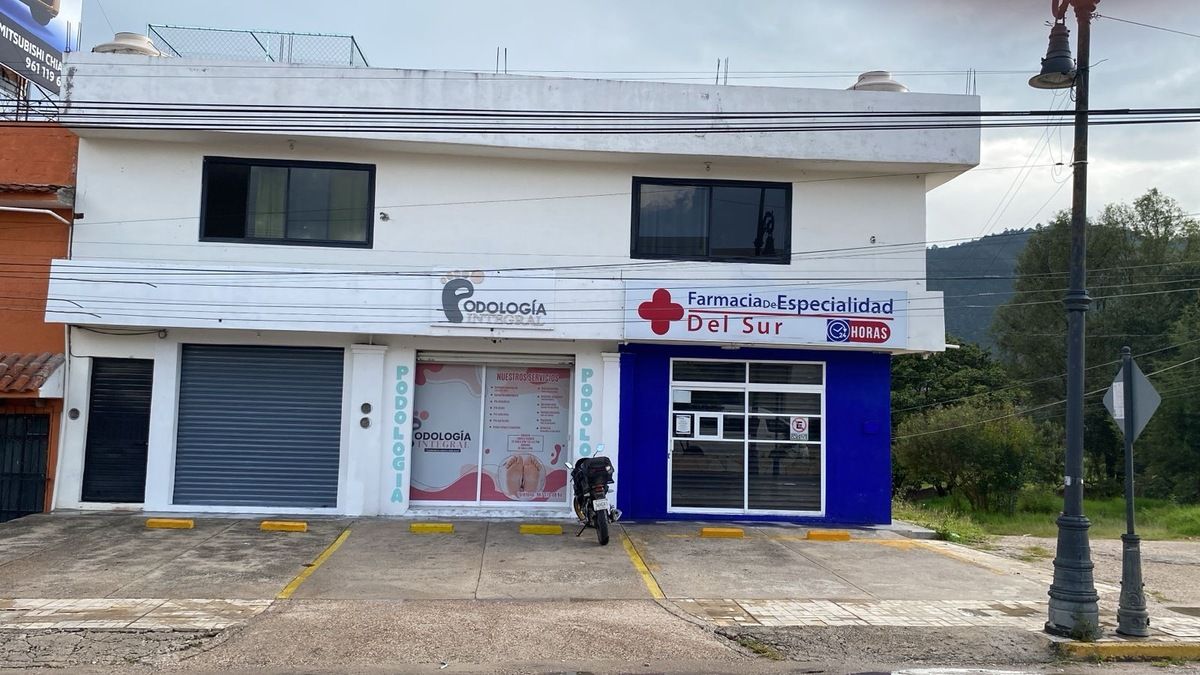 SE RENTA LOCAL COMERCIAL EN EJE VIAL, foto 1 de 10