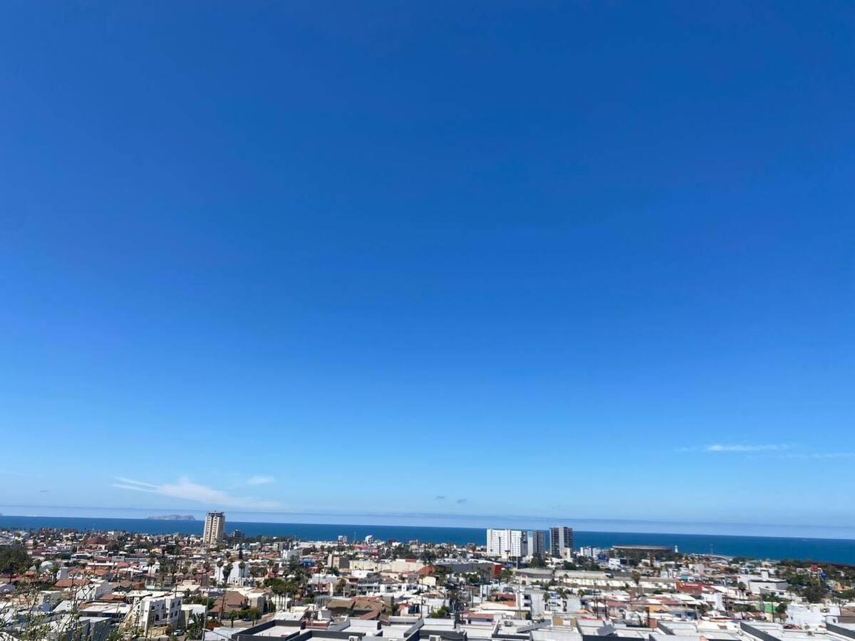 5 of 23: Vista panorámica a Playas de tijuana