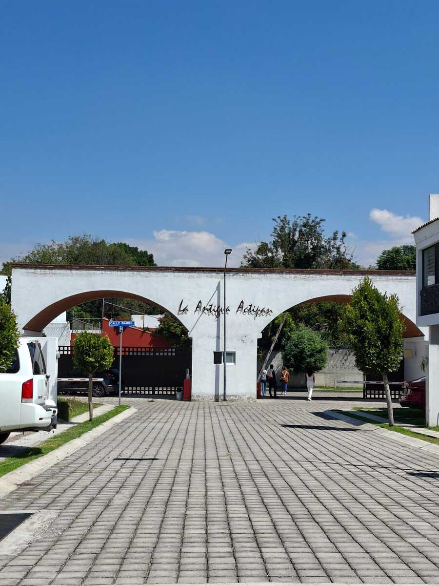 4 de 11