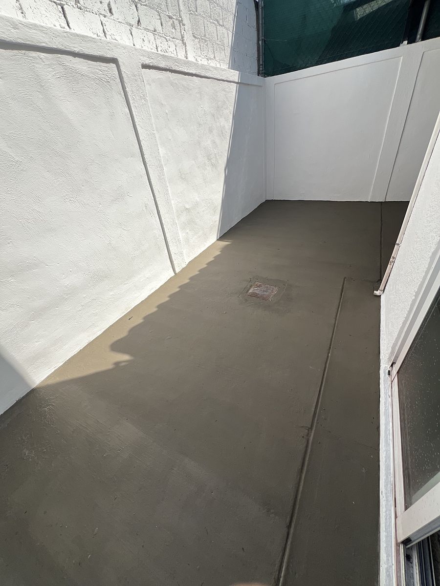 7 de 24: Patio trasero y área de lavado