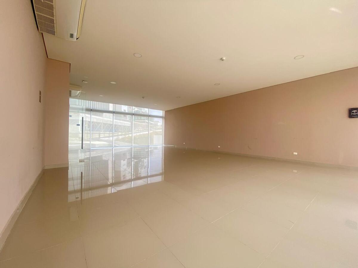 15 de 26: Salón de eventos / usos múltiples