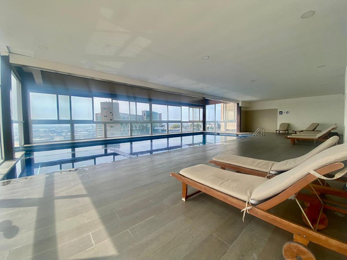 20 de 26: Jacuzzi y Chapoteadero