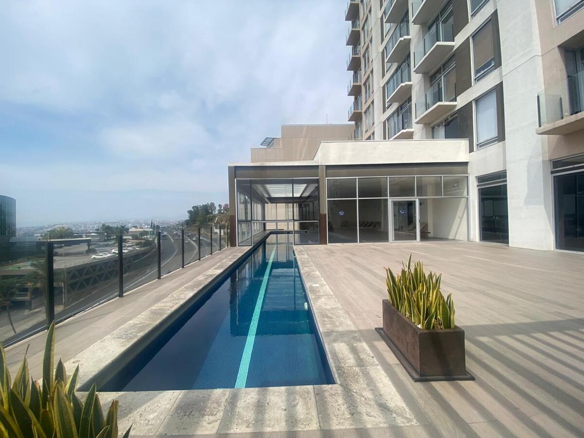 22 de 26: Carril de nado de 25 m.