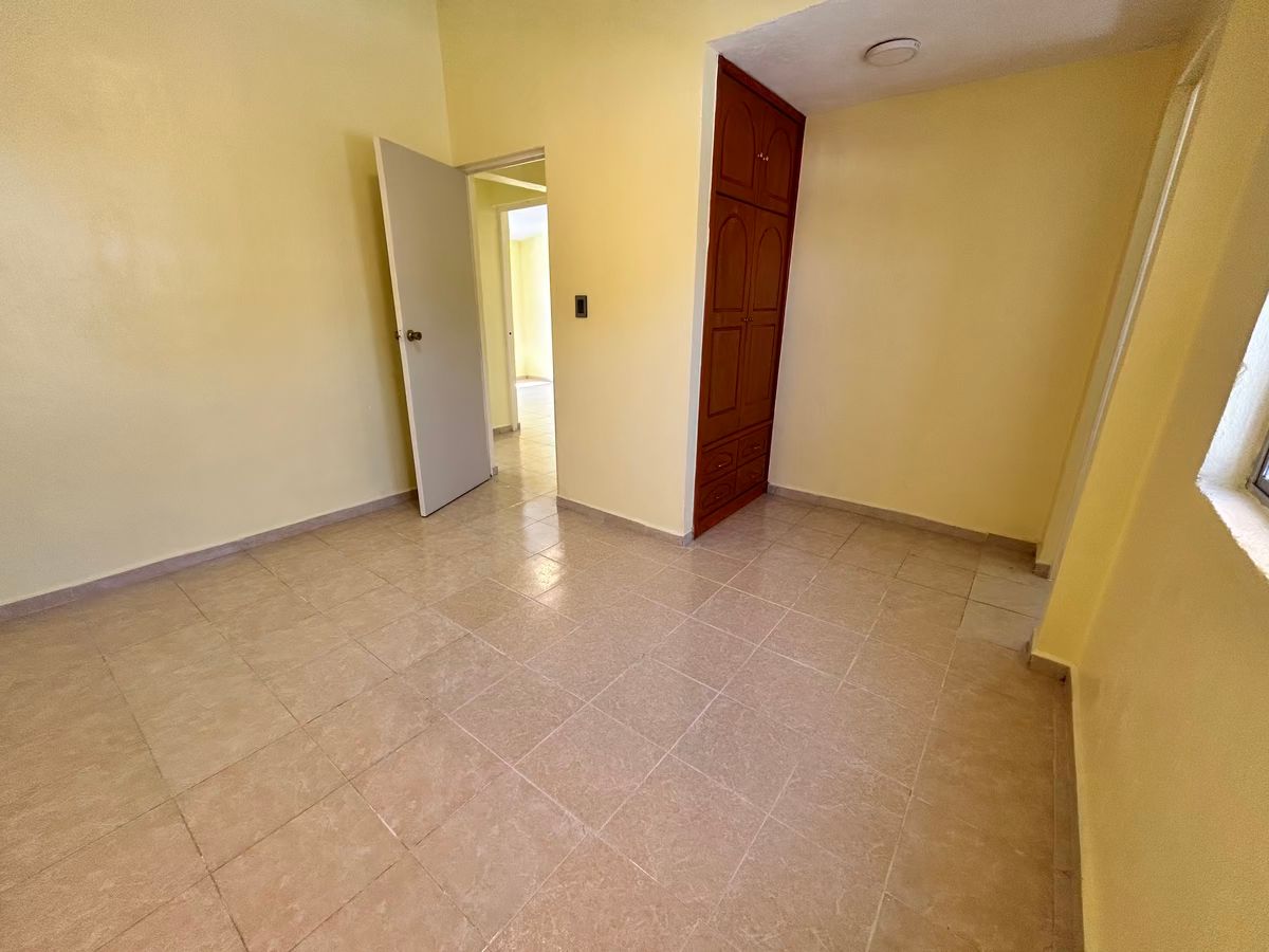 21 de 28: Habitación 2 c